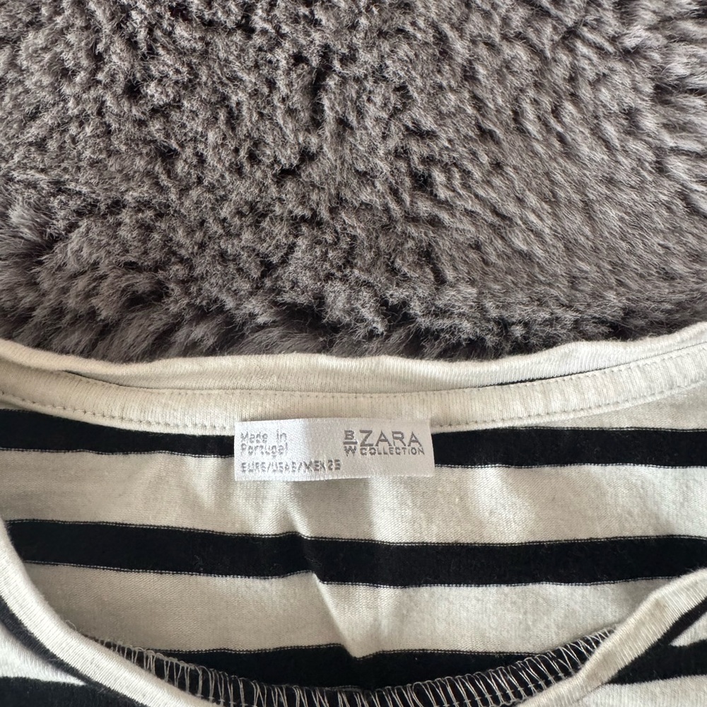 Zara Black & White striped top Size S - Picture 3 of 3